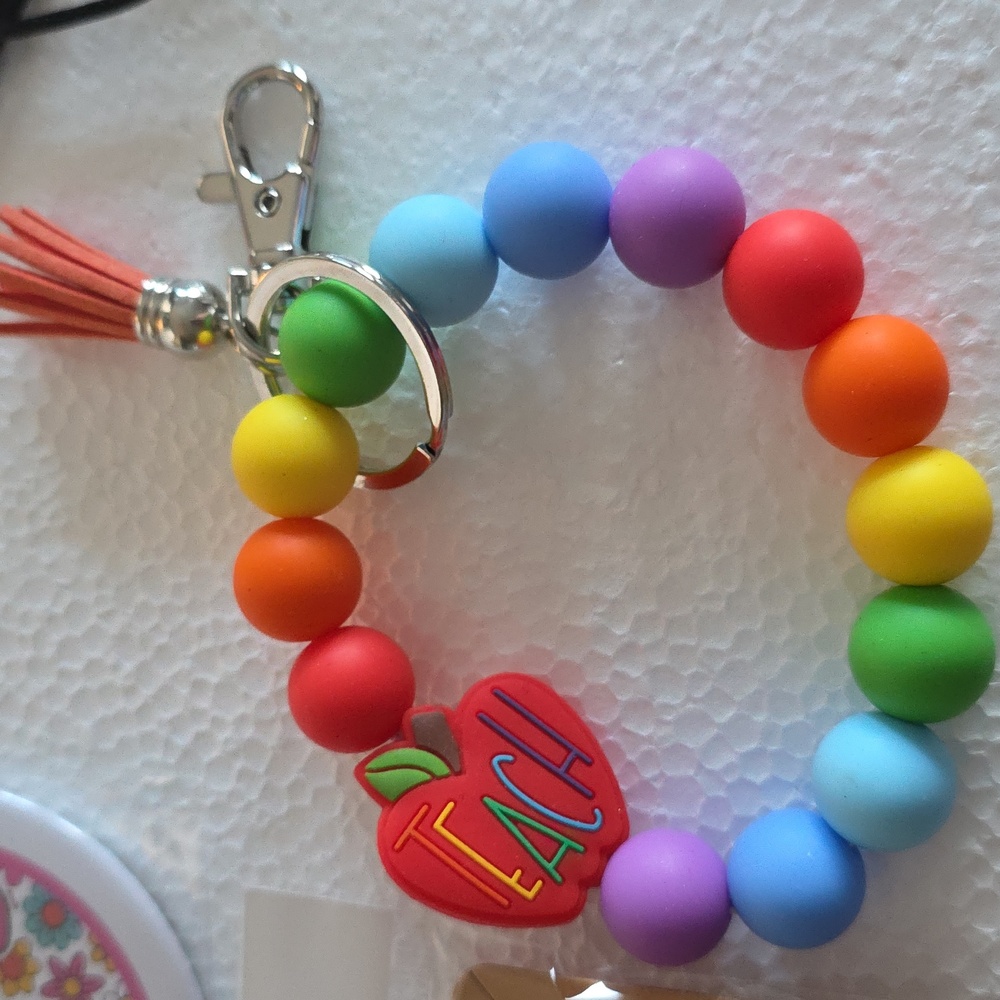 Teacher Accessory Set - Picture 5 of 9